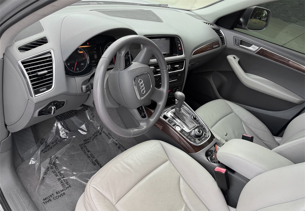 2012 Audi Q5 3.2 Premium Plus photo 13