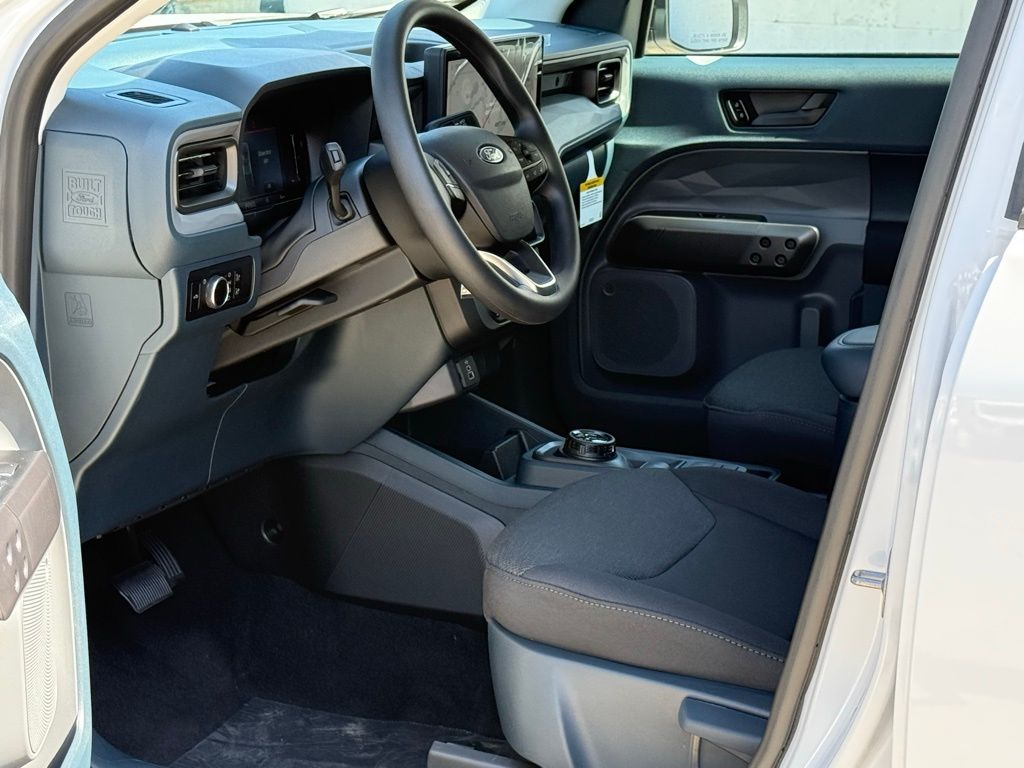 2025 Ford Maverick XL photo 6