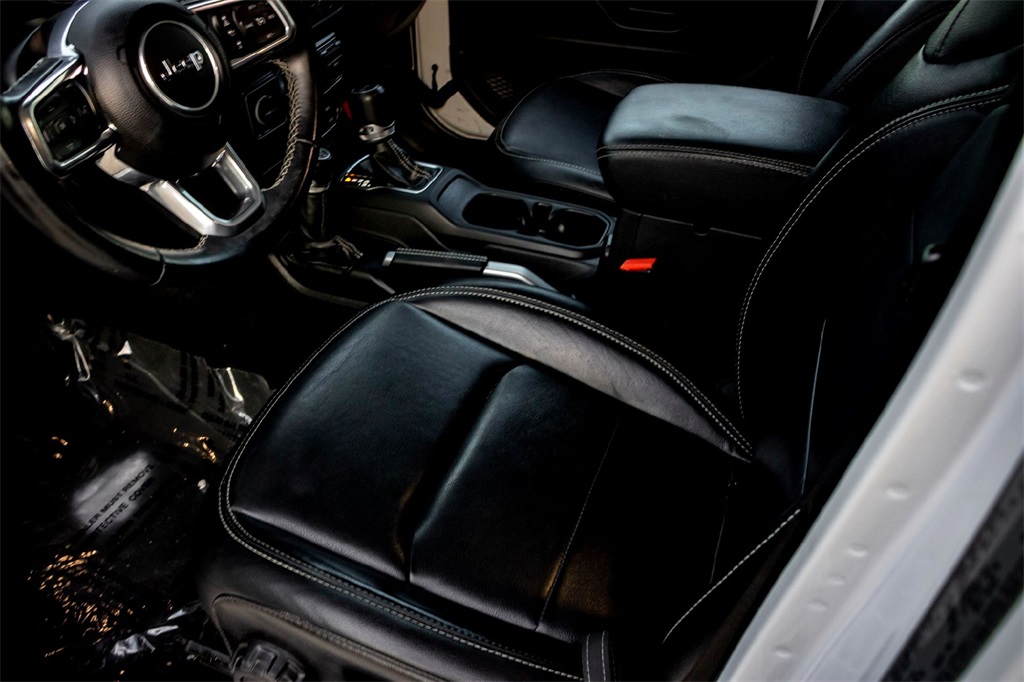 2022 Jeep Wrangler Unlimited Sahara 4xe photo 14