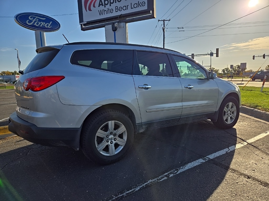 Used 2012 Chevrolet Traverse 1LT with VIN 1GNKVGED5CJ117903 for sale in White Bear Lake, Minnesota