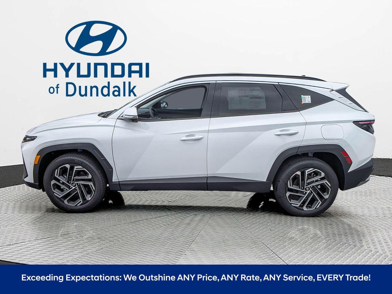 2025 Hyundai Tucson Limited photo 3