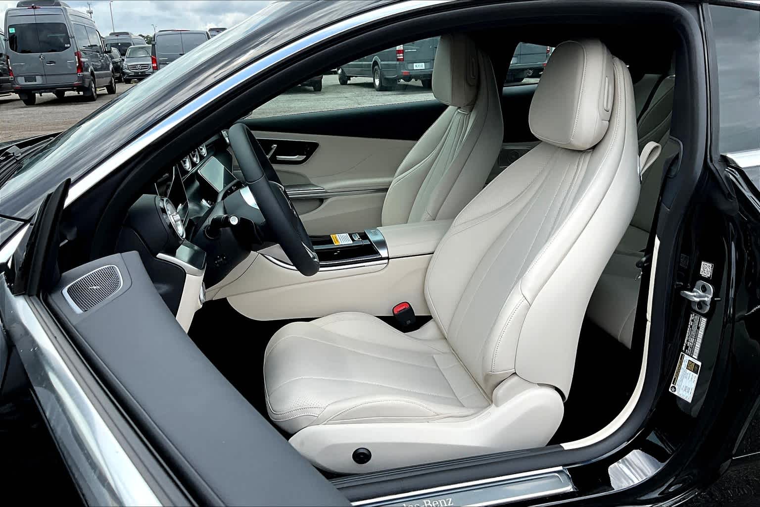 2024 Mercedes Benz CLE 300 4MATIC photo 4