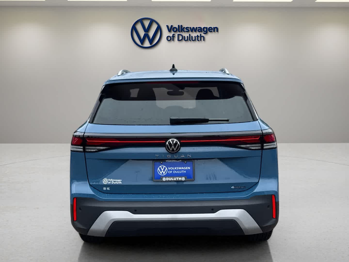 2025 Volkswagen Tiguan SE photo 3