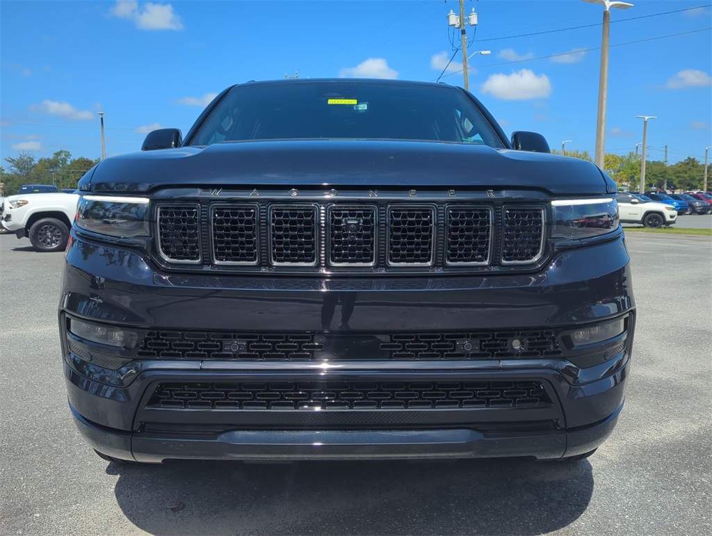 2024 Jeep Grand Wagoneer III photo 2