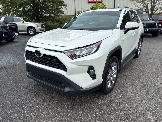 2021 Toyota RAV4 XLE Premium photo 7
