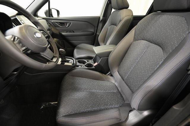 2025 Subaru Forester Premium photo 5