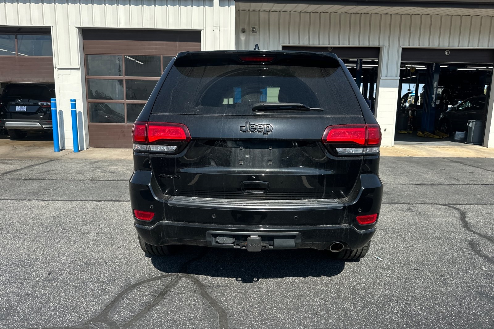 2020 Jeep Grand Cherokee Altitude photo 2