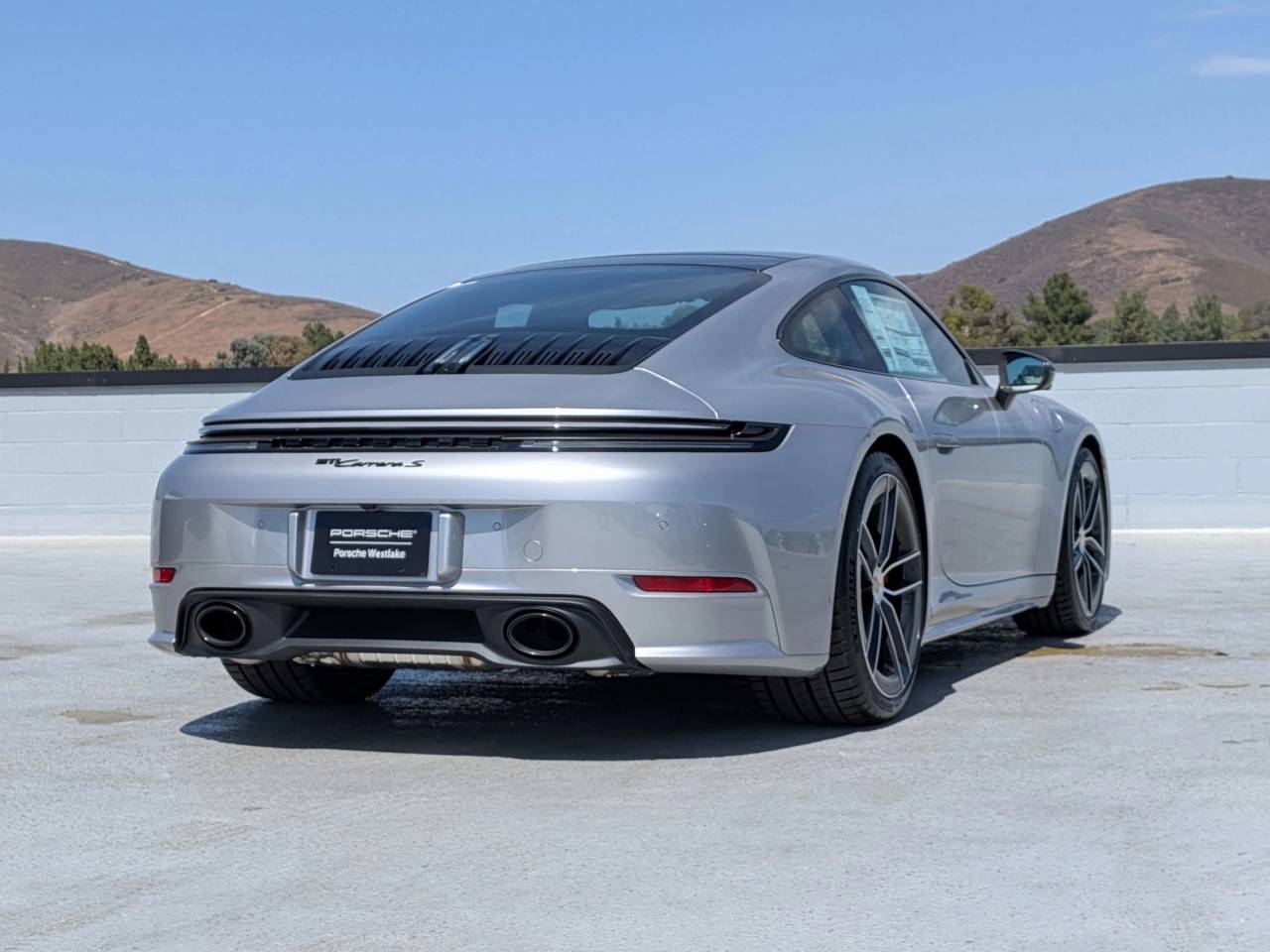 2025 Porsche 911 S photo 9