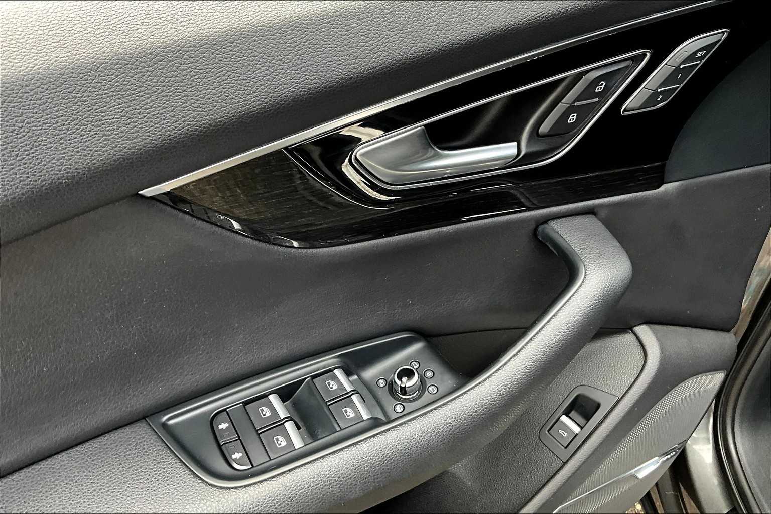 2018 Audi Q7 3.0T Premium Plus photo 29