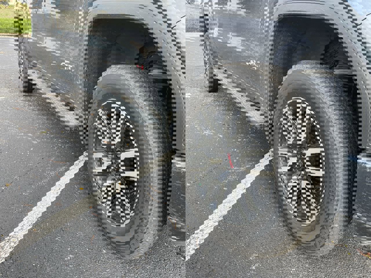 Used 2019 GMC Sierra 1500 AT4 with VIN 3GTP9EEL6KG125118 for sale in Kansas City