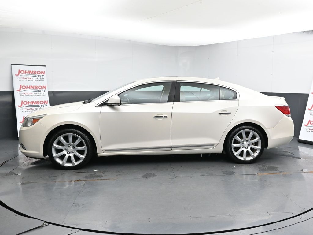 2010 Buick LaCrosse CXS photo 4