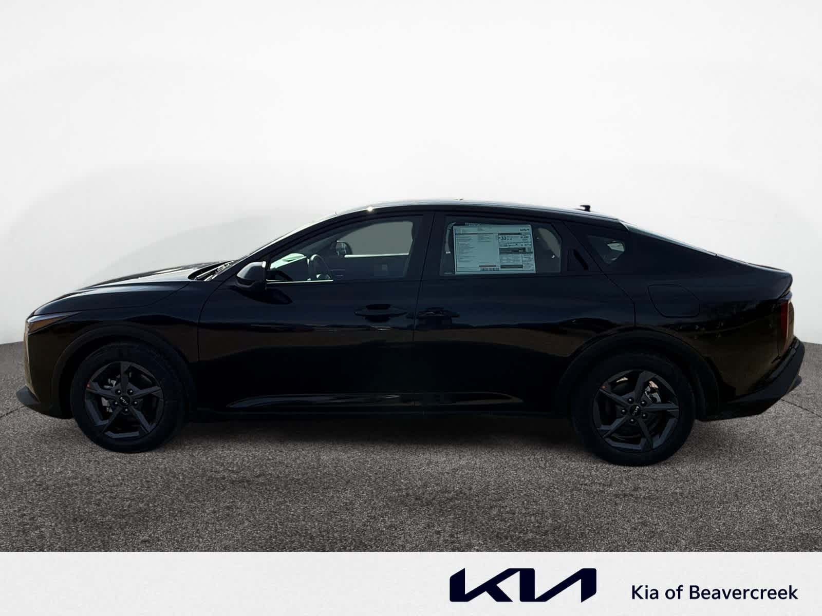 2025 Kia K4 LXS photo 2