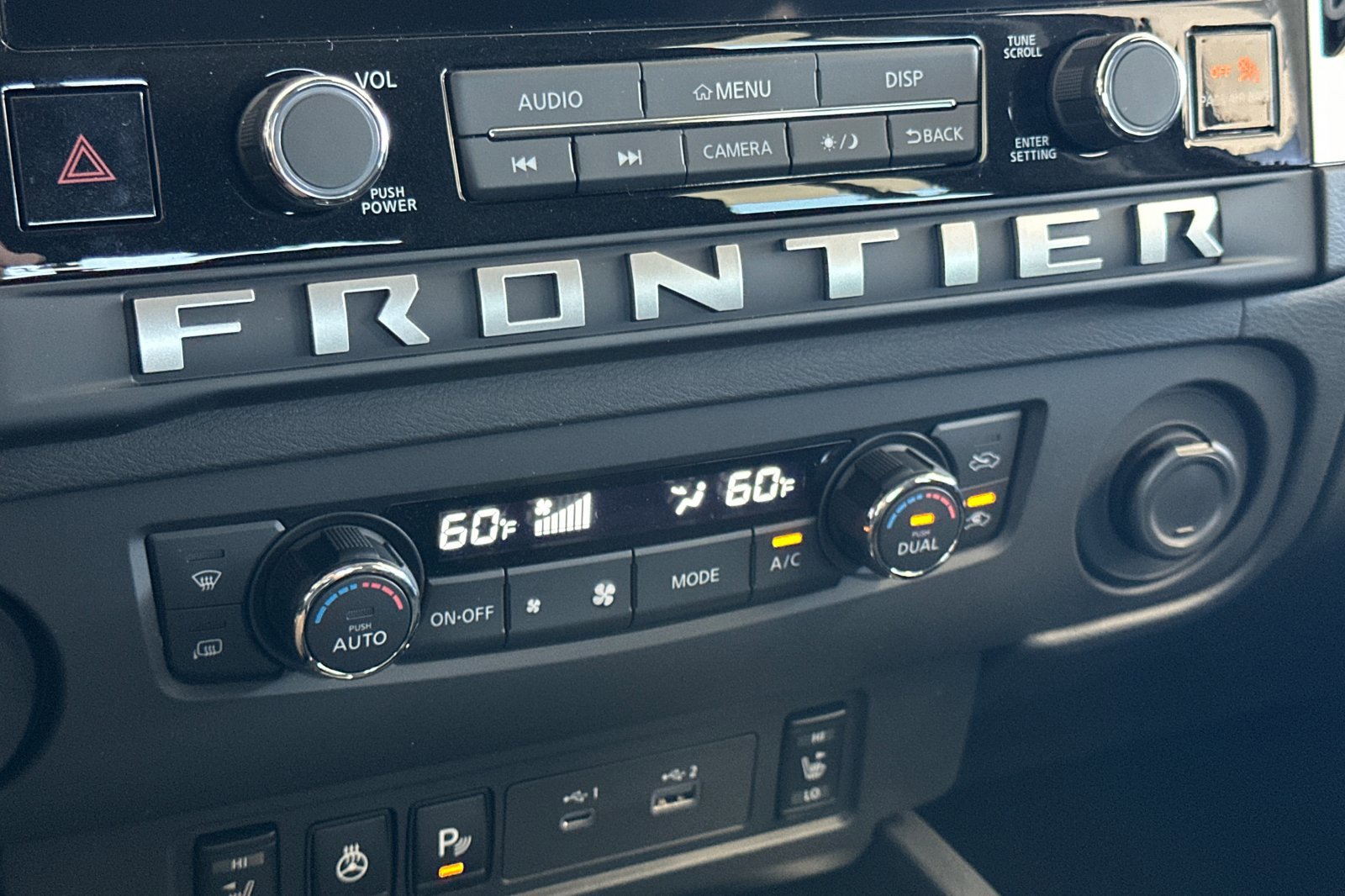 2025 Nissan Frontier SV photo 15