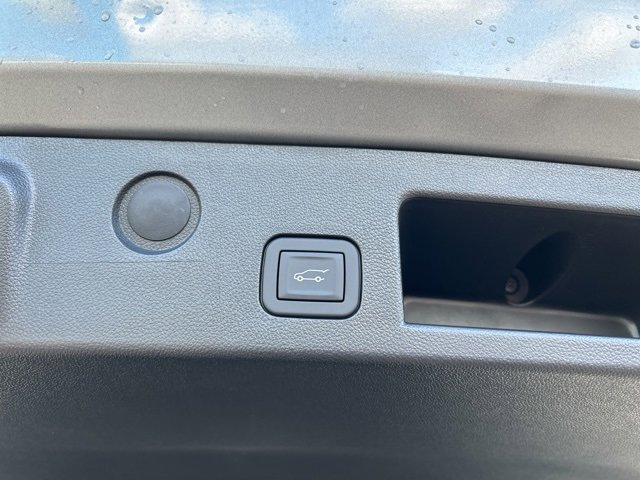 2026 Chevrolet Equinox LT photo 4