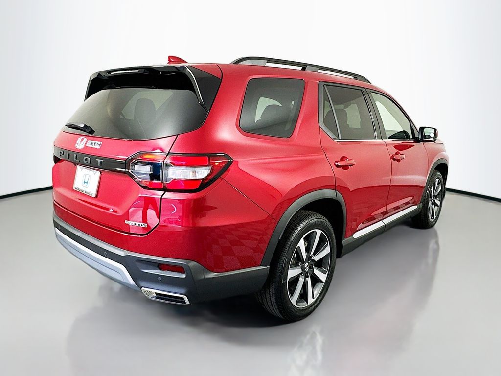 2025 Honda Pilot Touring photo 4