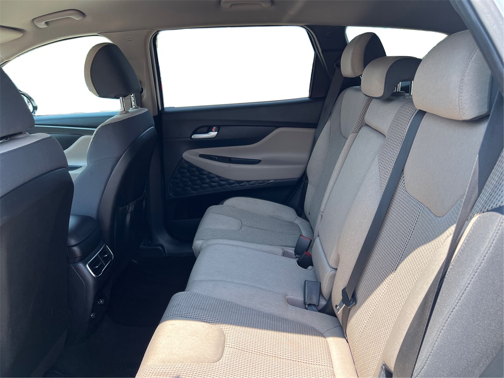 2022 Hyundai Santa Fe SEL photo 7