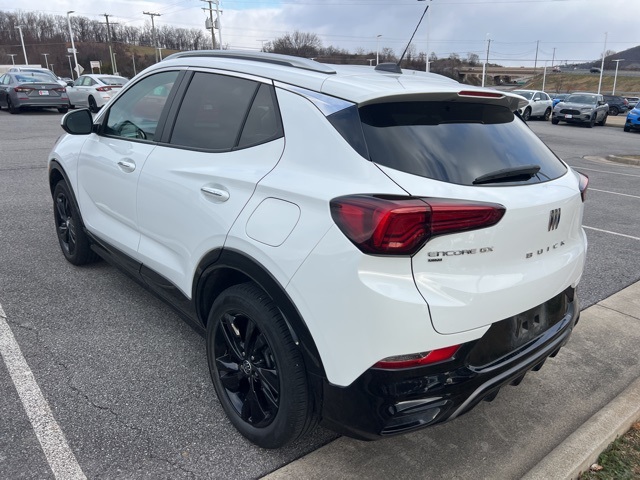2024 Buick Encore GX Sport Touring photo 3