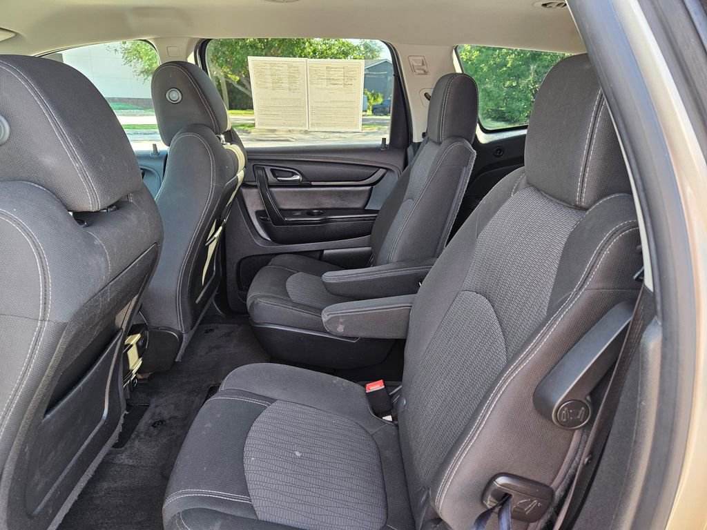 2017 Chevrolet Traverse 1LT photo 24