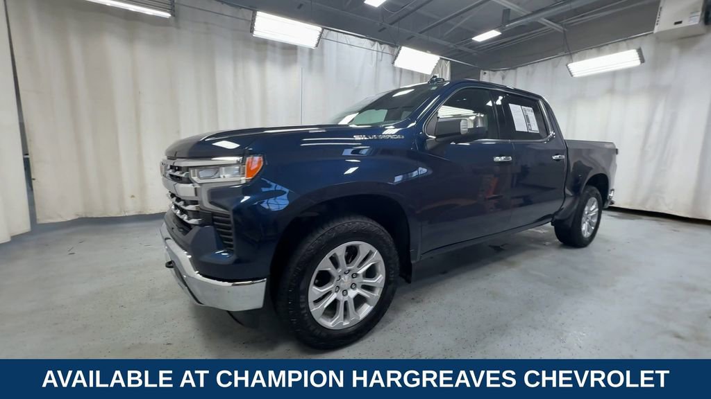 2022 Chevrolet Silverado 1500 LTZ photo 3