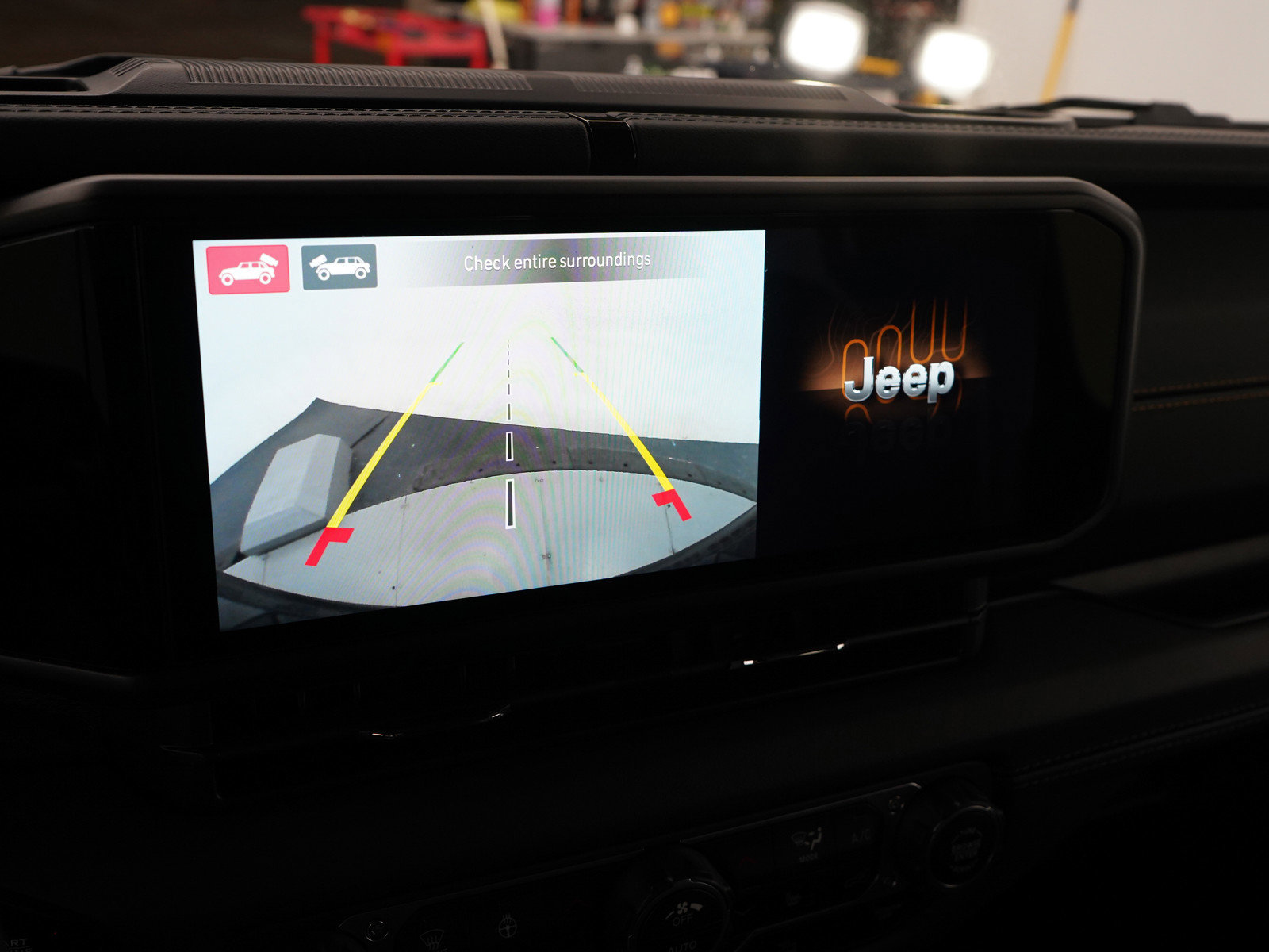 2024 Jeep Wrangler Sahara 4xe photo 20