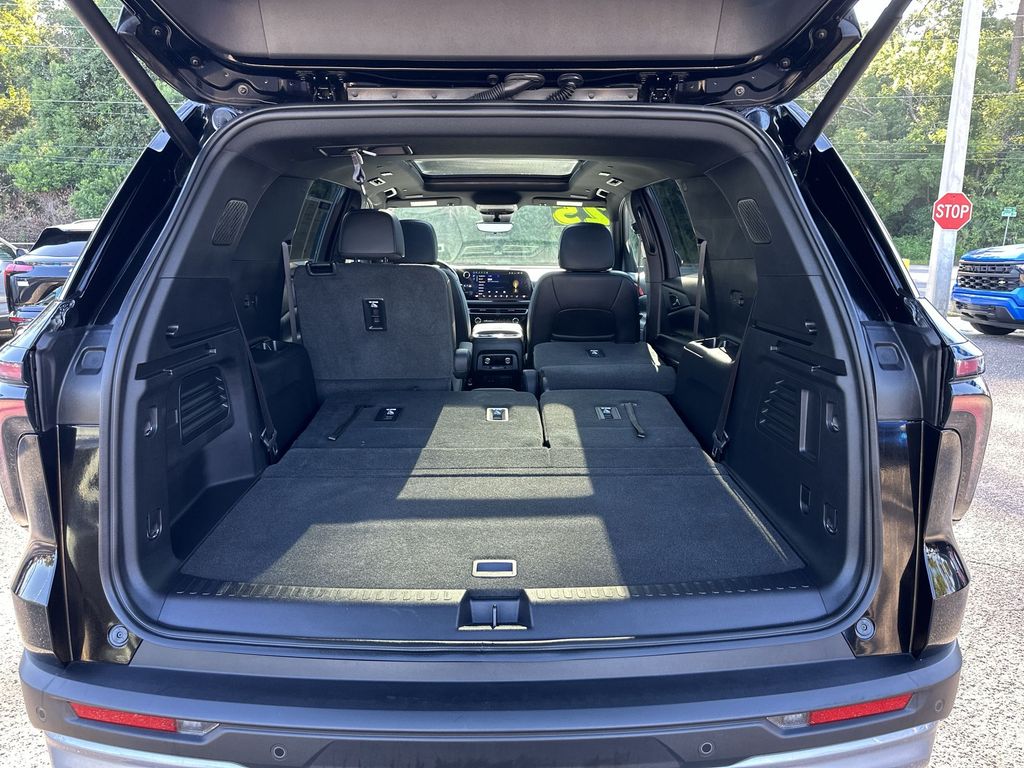 2025 Chevrolet Traverse Z71 photo 31