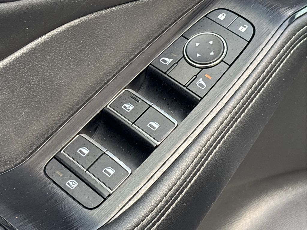 2023 Nissan Rogue SL photo 30