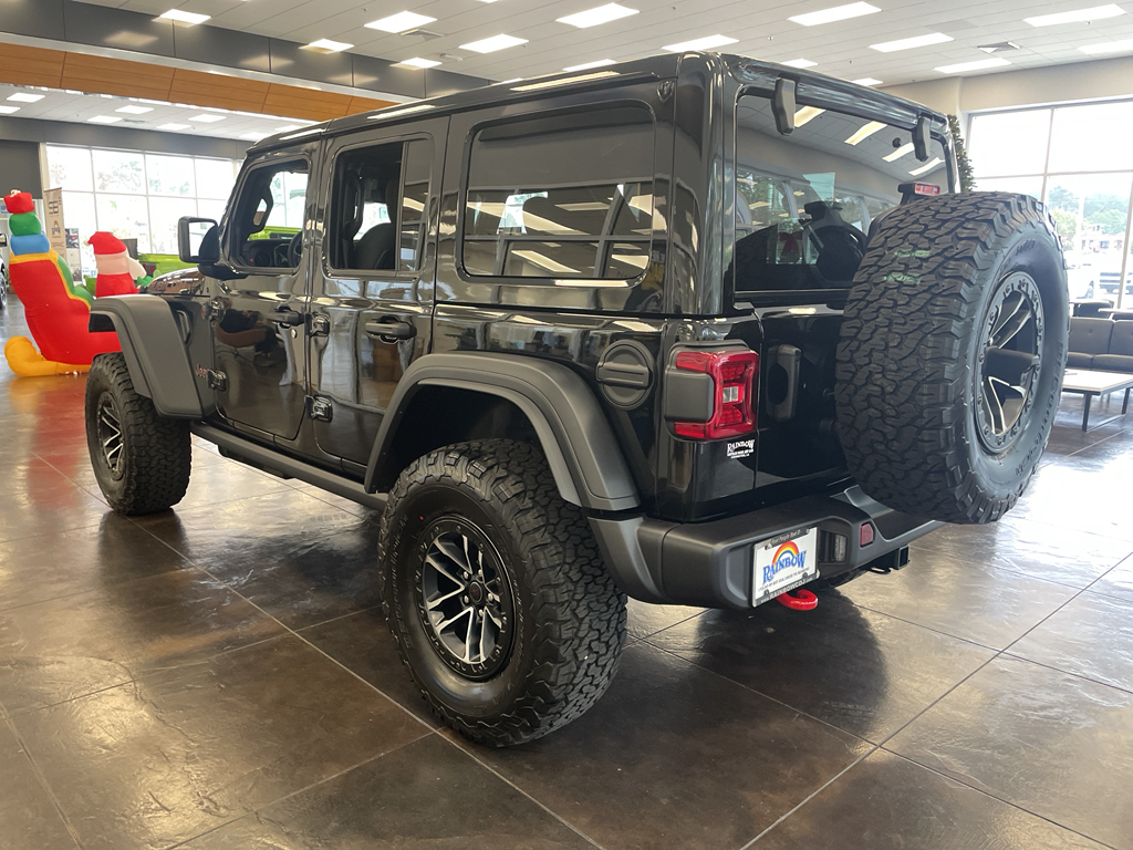 2026 Jeep Wrangler Rubicon photo 4