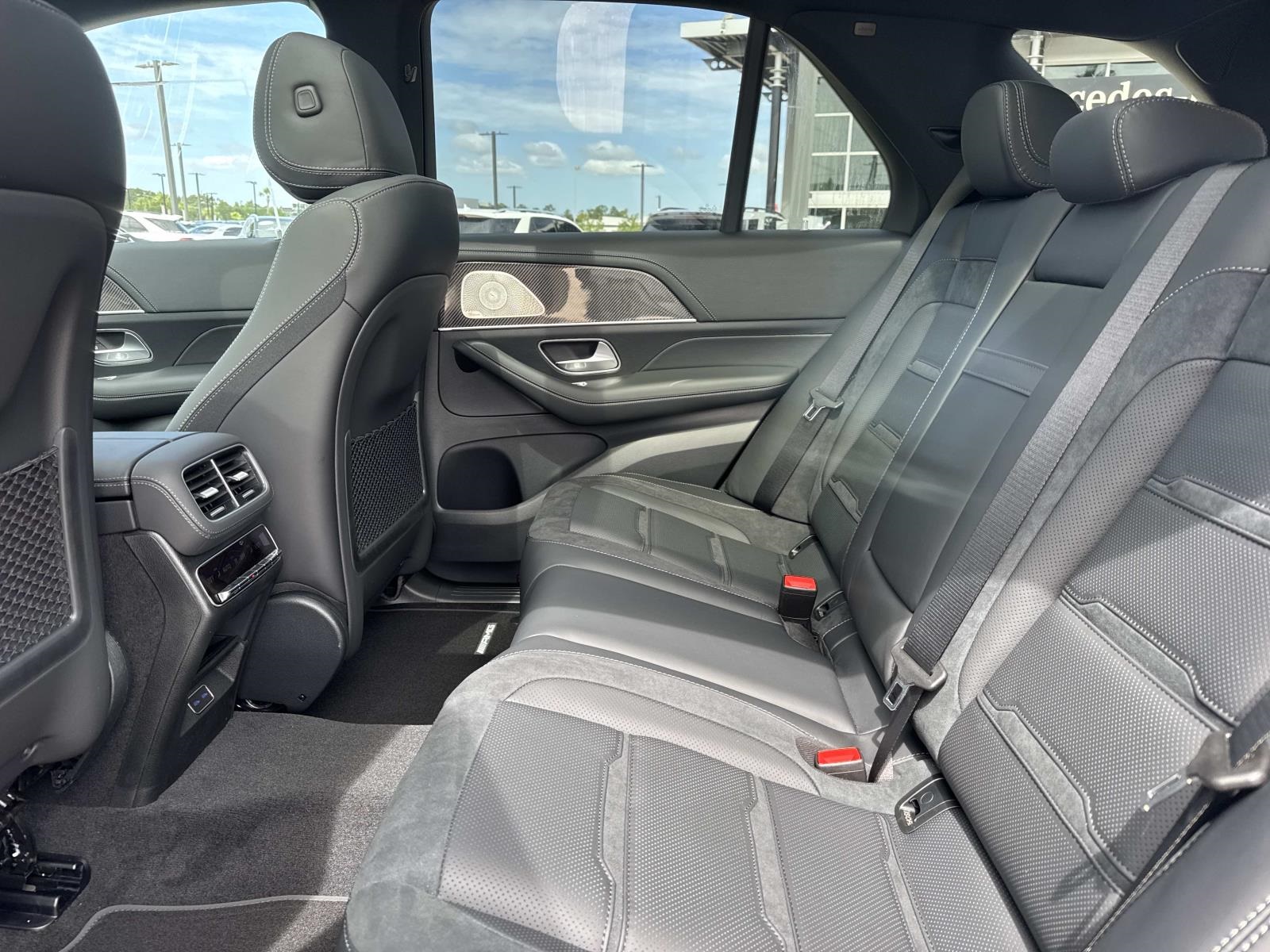 2026 Mercedes Benz GLE 53 AMG 4MATIC photo 7