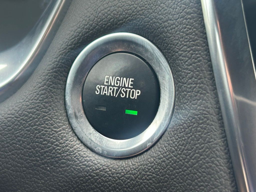 2023 Chevrolet Traverse Cloth photo 4