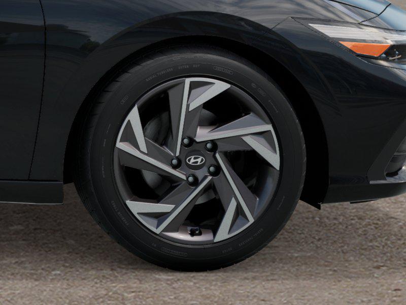 2025 Hyundai Elantra SEL Sport photo 8