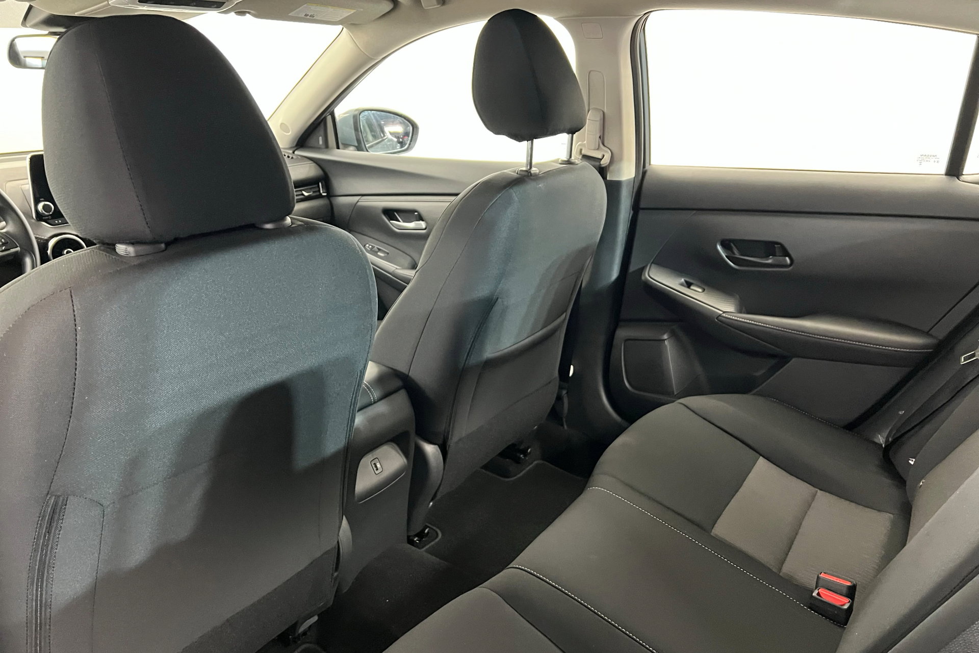 2025 Nissan Sentra SV photo 19
