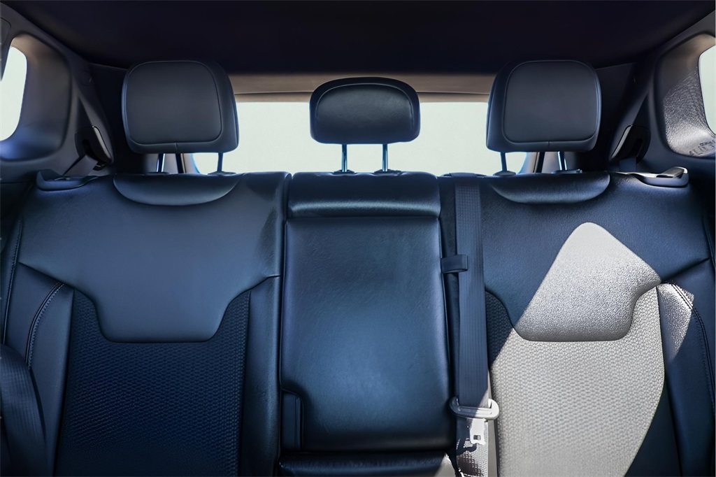 2024 Jeep Compass Trailhawk photo 19