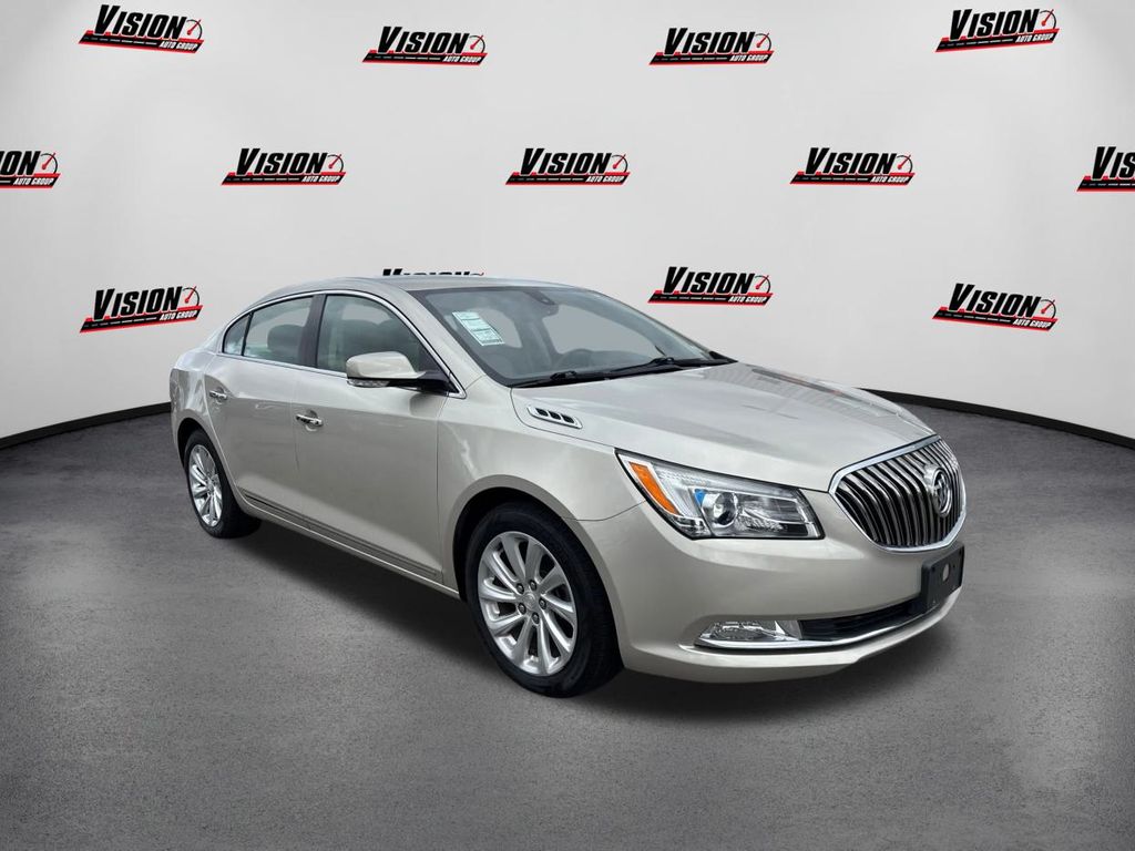 2015 Buick LaCrosse Leather photo 3