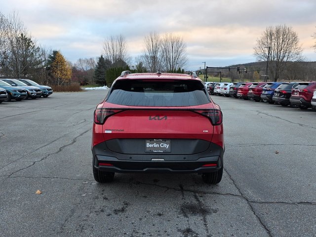 2026 Kia Sportage X-Line photo 2