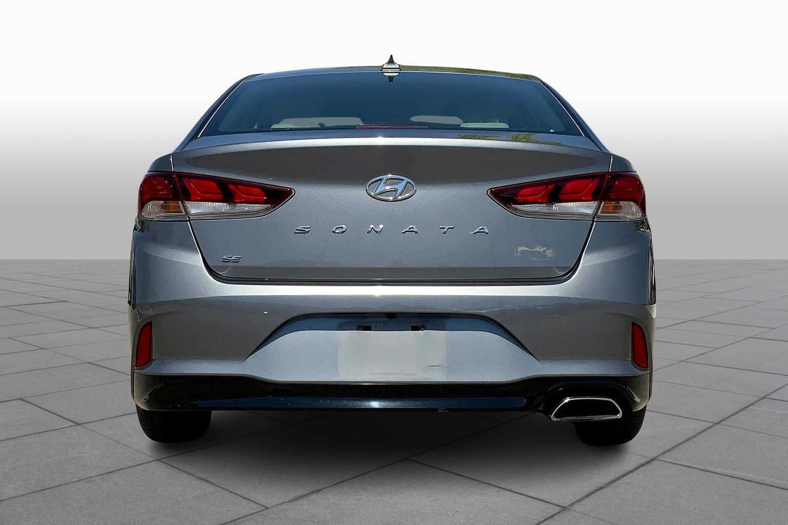 2018 Hyundai Sonata SE photo 4