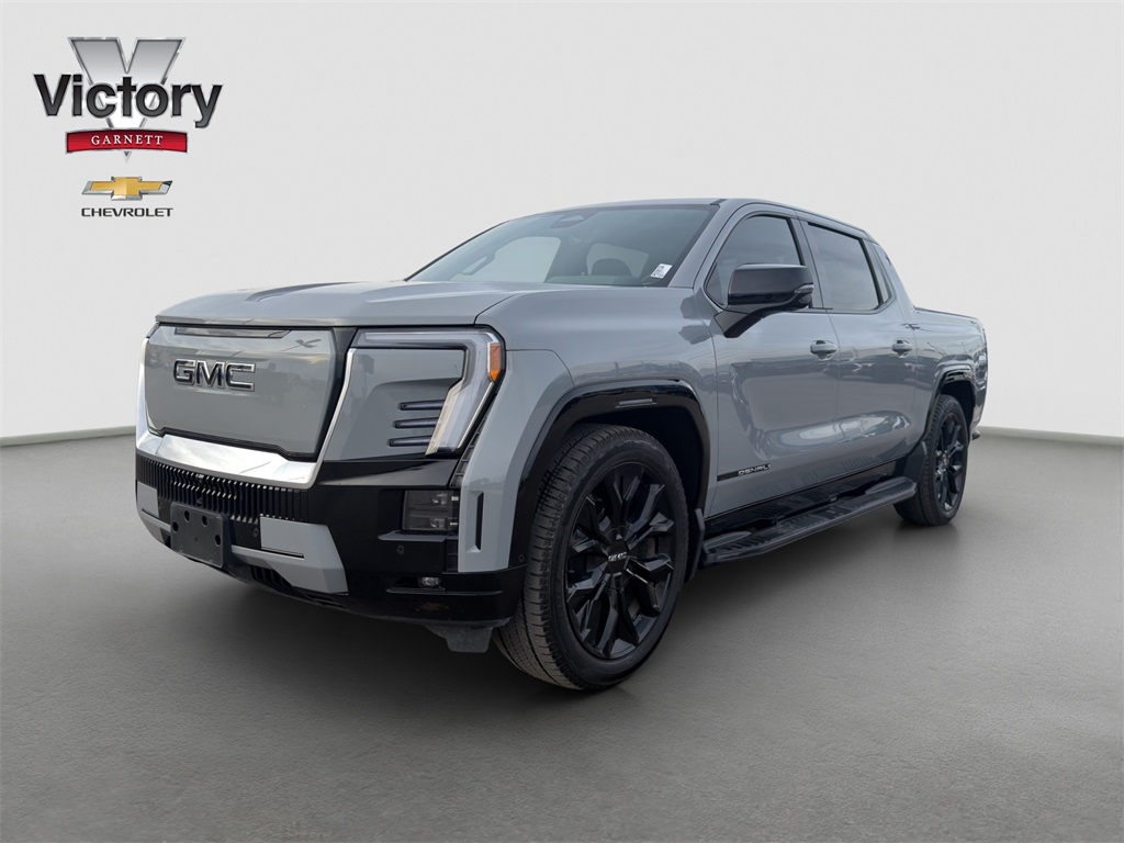 2024 GMC Sierra EV Denali's photo