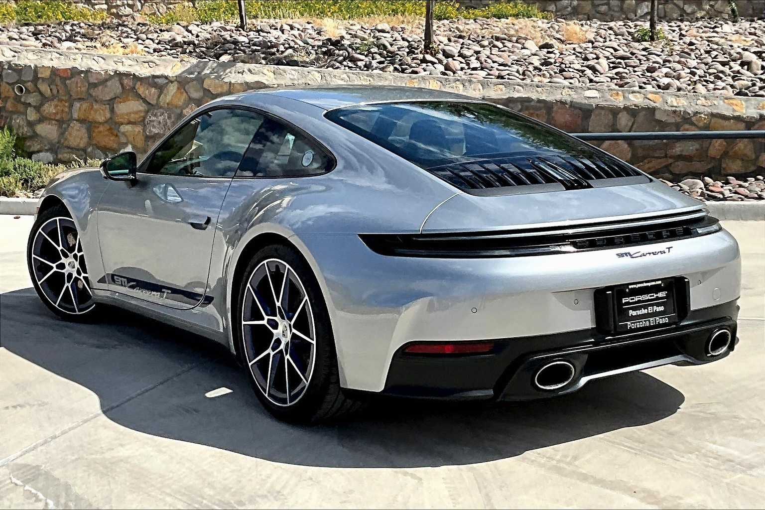 2026 Porsche 911 T photo 3