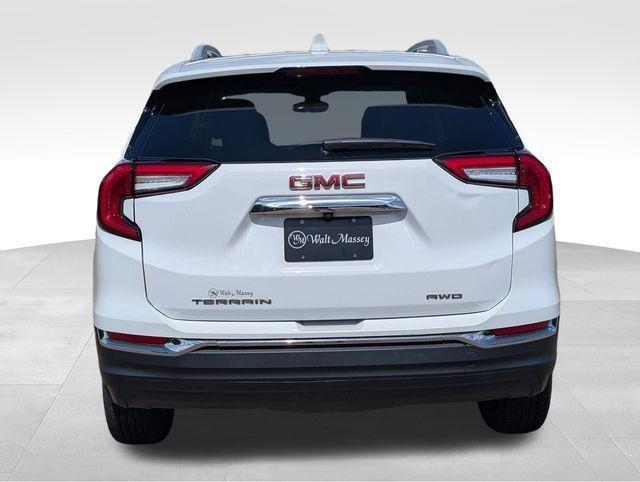 2024 Gmc Terrain SLT photo 3