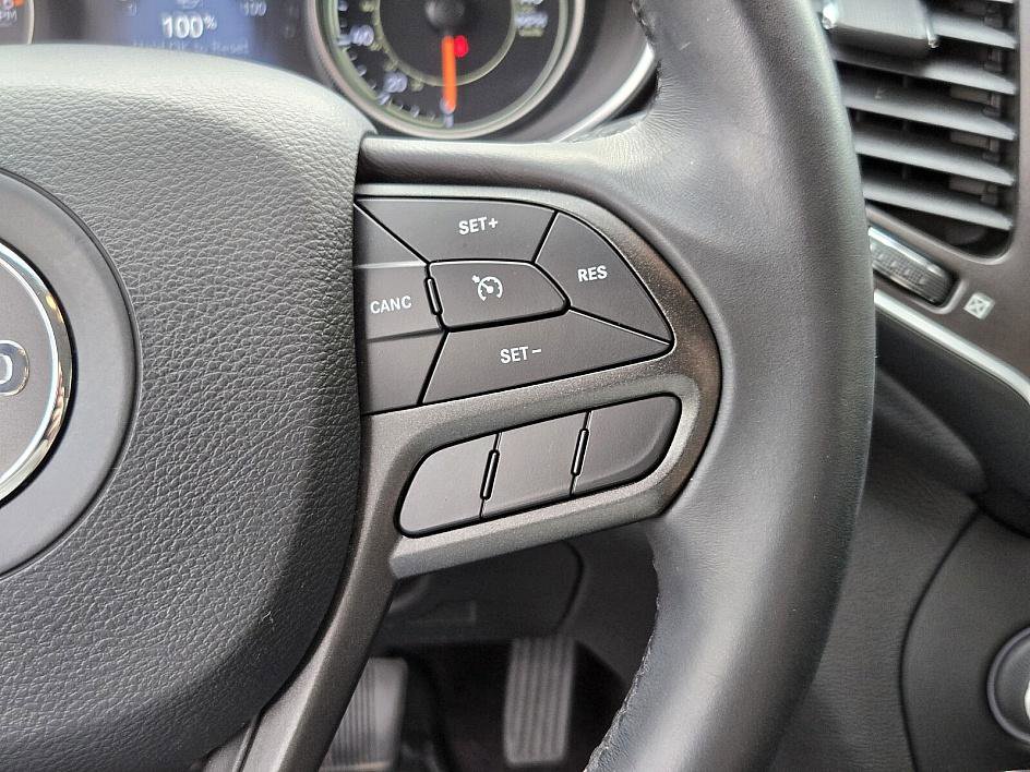 2019 Jeep Cherokee Trailhawk photo 24