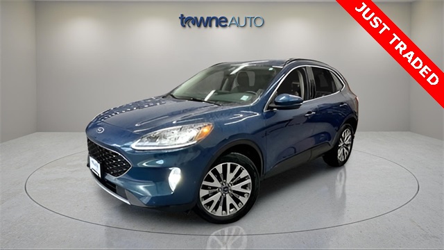 2020 Ford Escape Titanium's photo