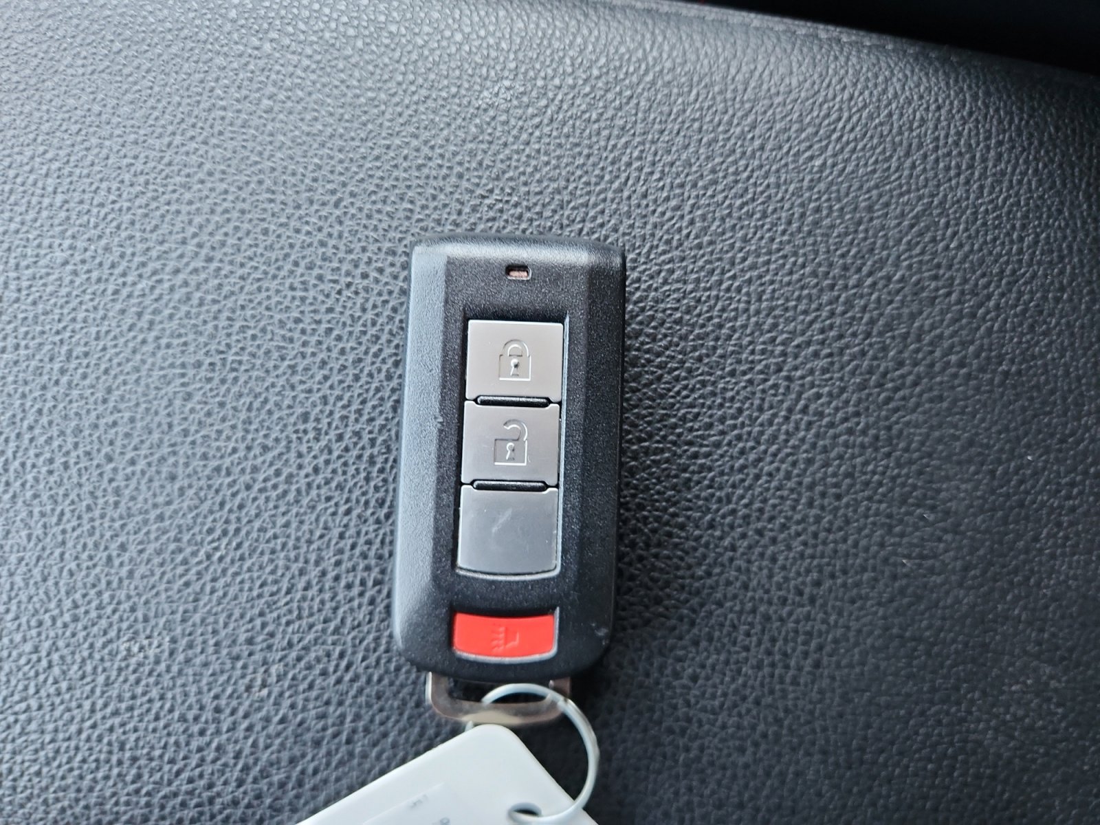 2024 Mitsubishi Outlander Sport SE photo 22