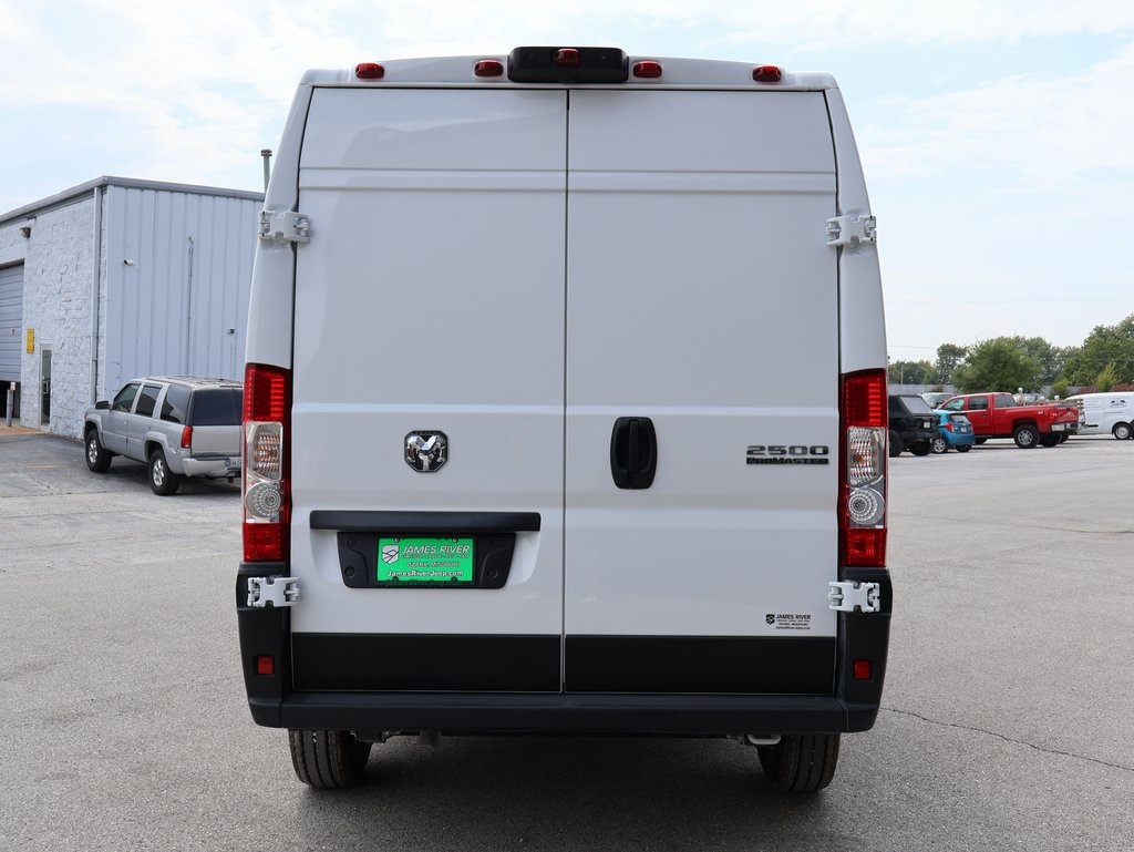 2025 Ram ProMaster 2500 photo 3