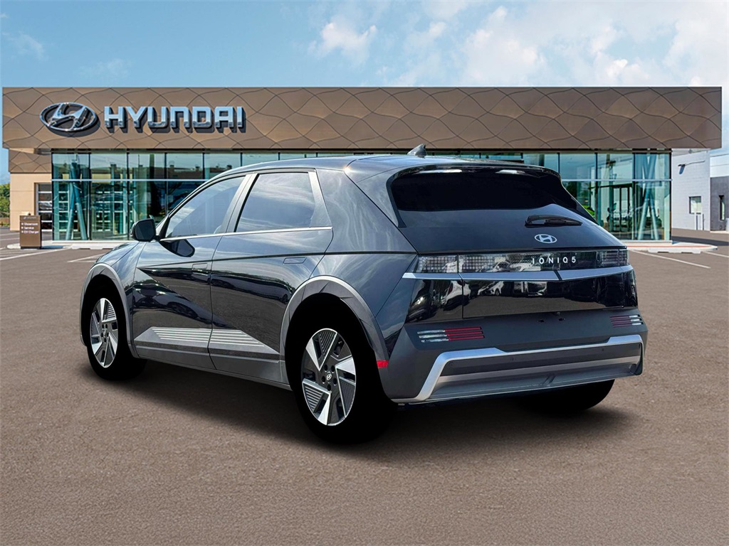 2025 Hyundai Ioniq 5 SE photo 4