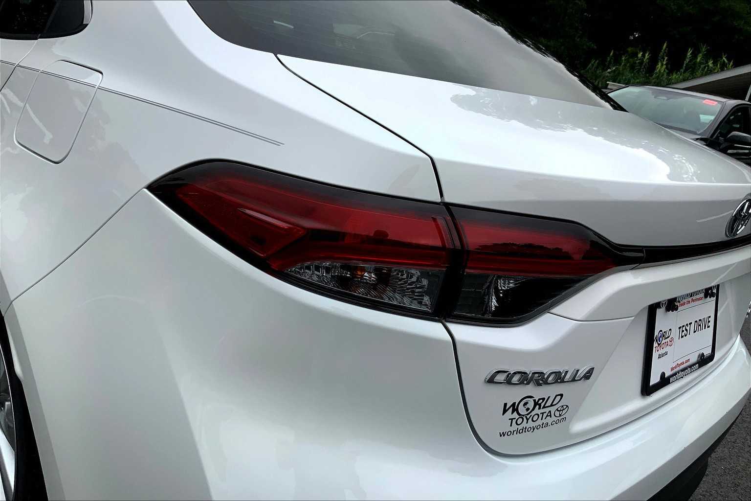 2025 Toyota Corolla Hybrid XLE photo 27