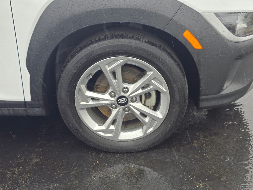2022 Hyundai Kona SEL photo 4