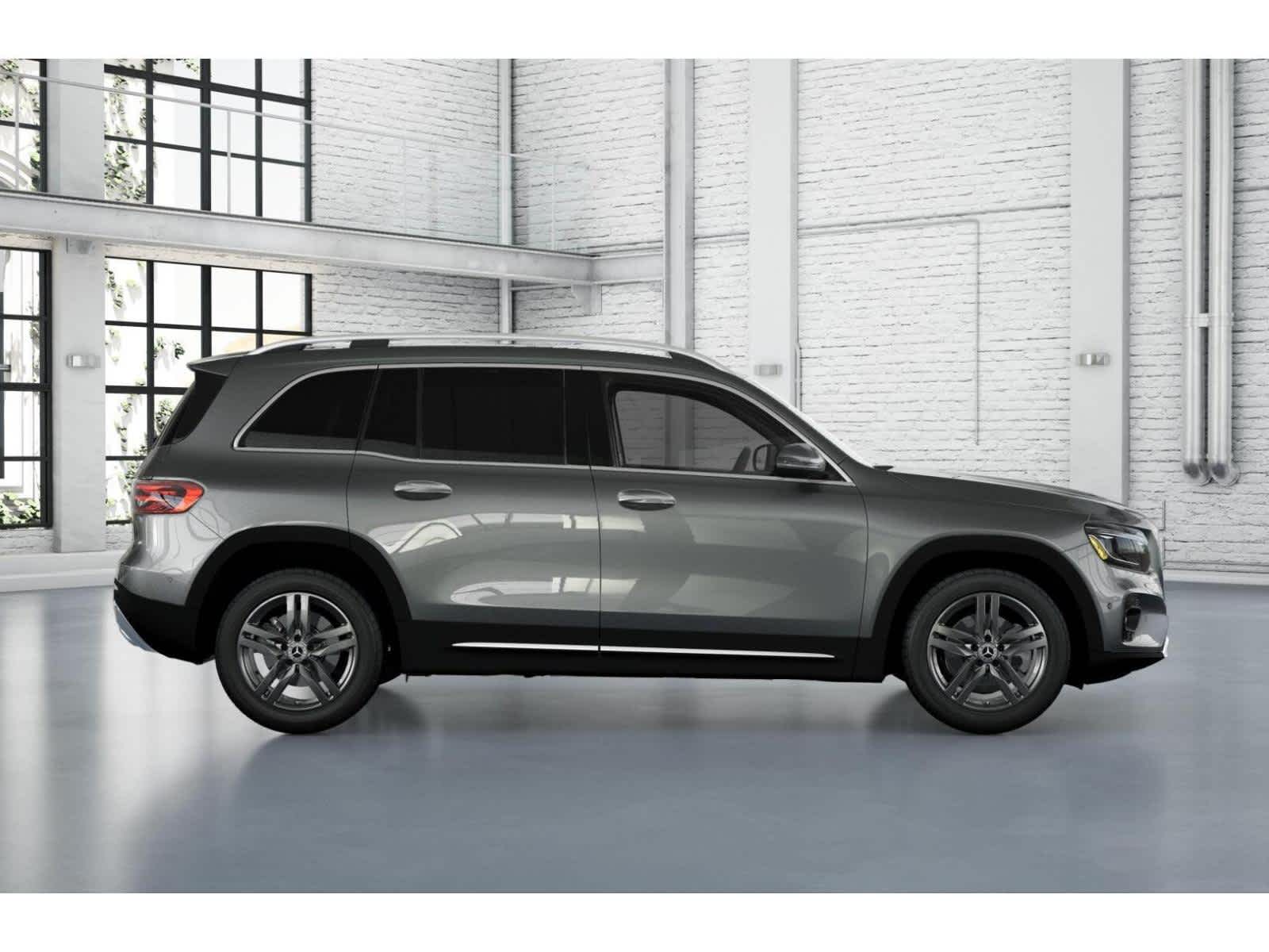 2026 Mercedes Benz GLB 250 photo 2