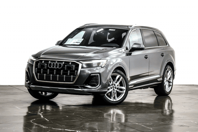 2025 Audi Q7 Premium Plus 55 TFSI quattro