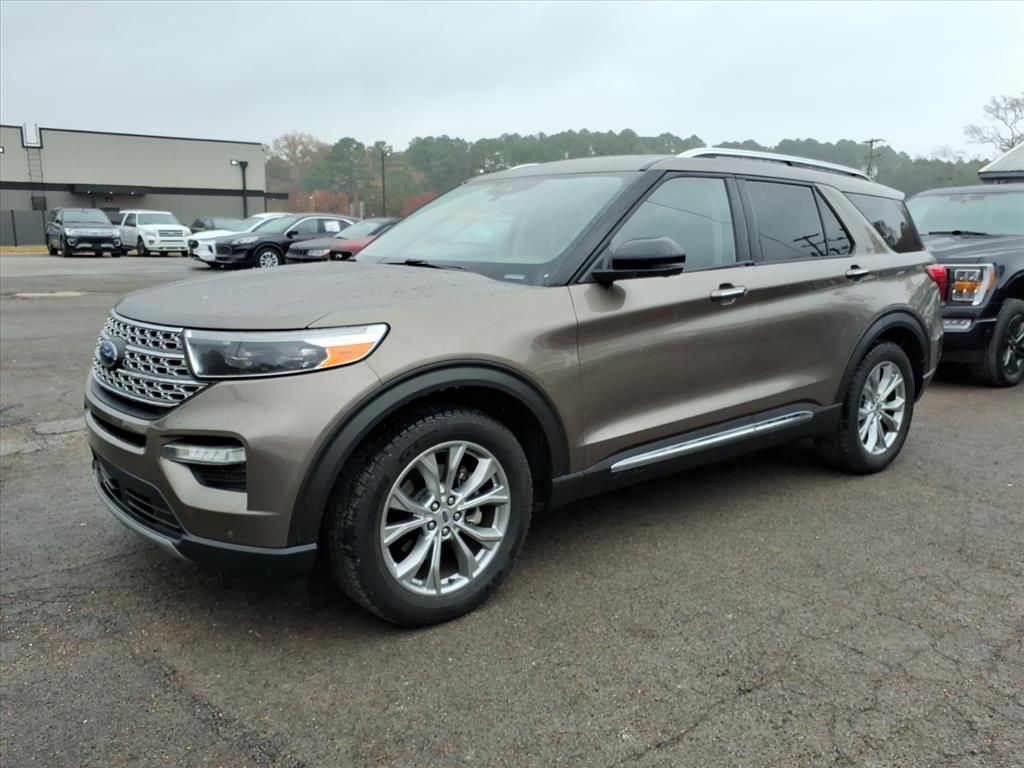 2021 Ford Explorer Limited's photo