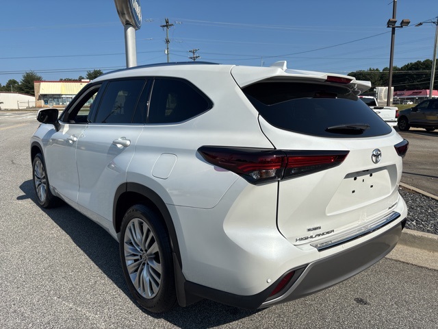 2024 Toyota Highlander Platinum photo 6