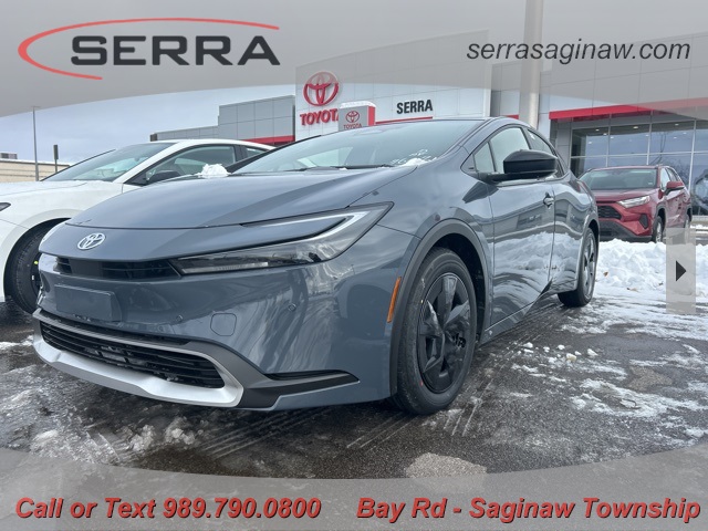 2026 Toyota Prius SE's photo